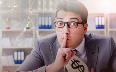 إساءة استخدام أموال صناديق الاستثمار