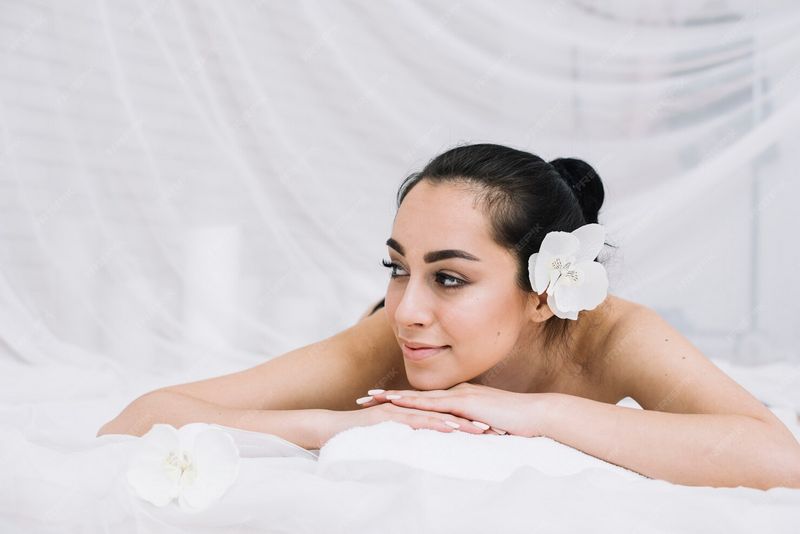 Дренажный массаж: что это такое и как он полезен для организма